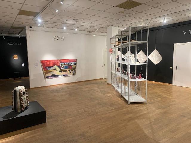 В галерее «На Каширке» открылась выставка об альтернативной мифологии