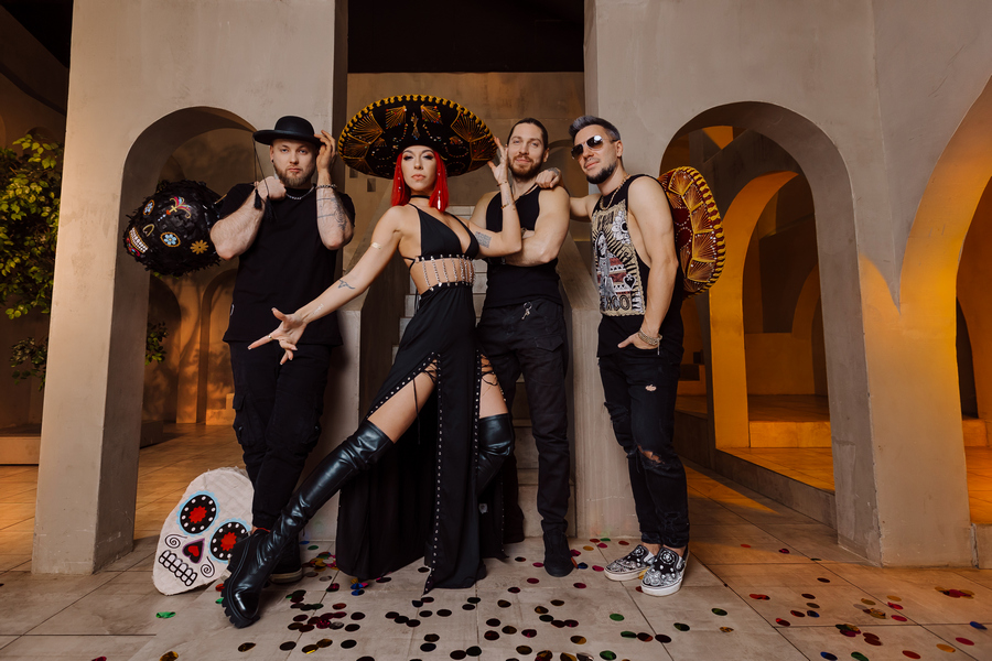 LASCALA выпустили сборник хитов и клип в честь юбилея группы