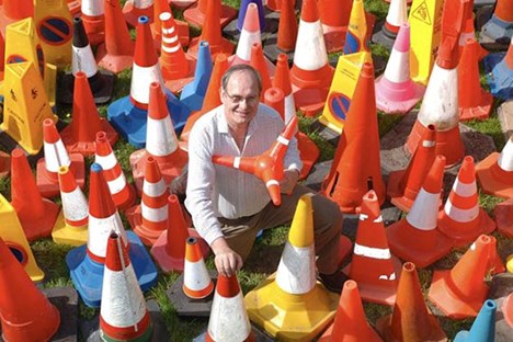 Дорожный конус: от изобретения до книги рекордов Гиннеса