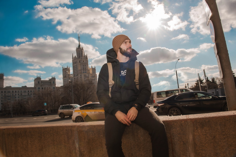 Миша Харт выпустил трек «Позови меня»