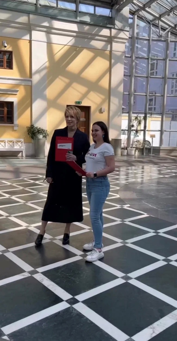 Группа «Тутси», Гузель Хасанова, Яна Чурикова и другие звезды на Тотальном диктанте