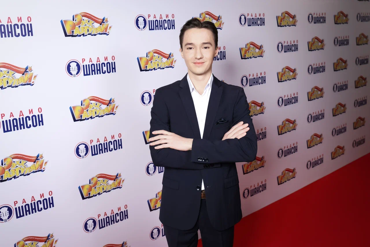 Премьера песни Настасьи Самбурской на стихи Михаила Гуцериева состоялась в концерте музыкального марафона «Ээхх, Разгуляй!»