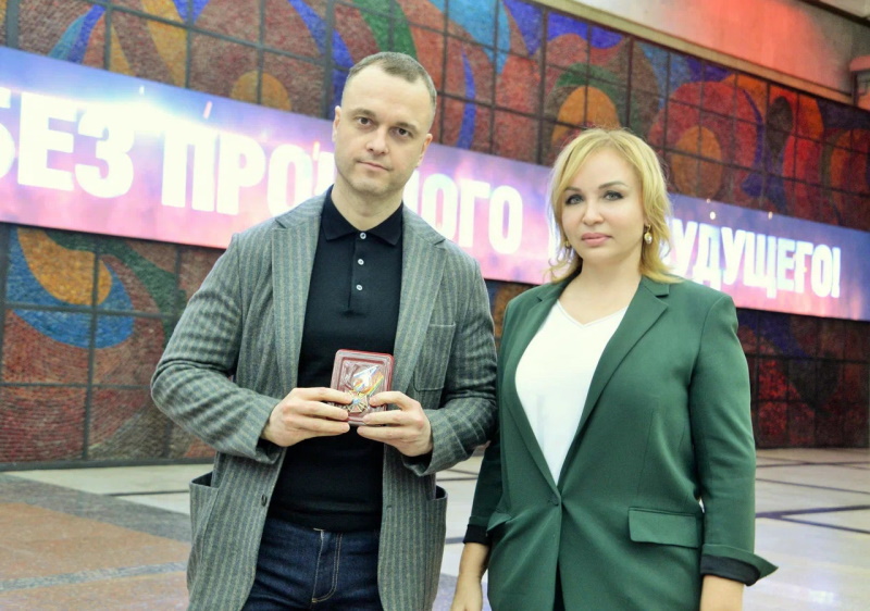 Заслуженные ордена волонтёрам и общественникам вручил Фонд «Служу России»