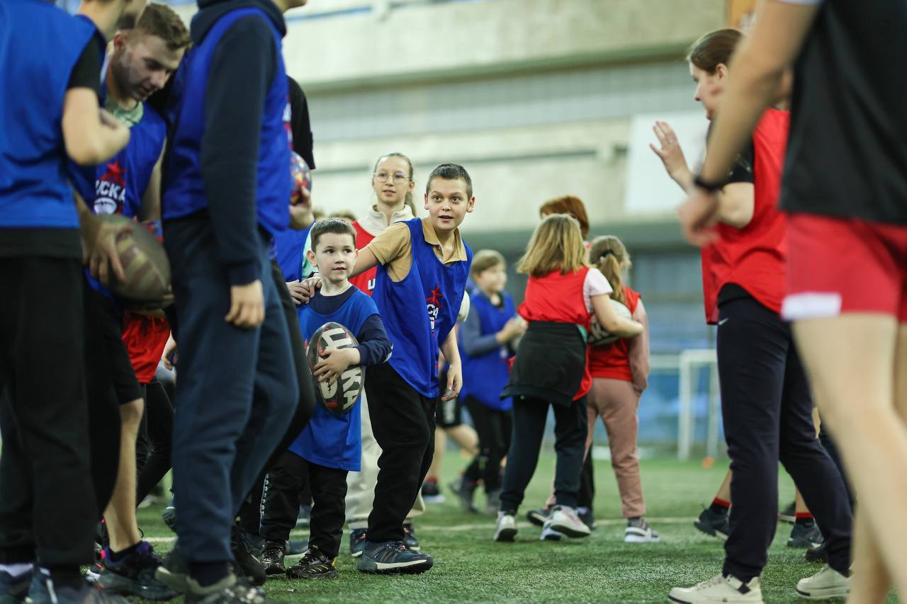 Школьники из ДНР посетили Москву по приглашению РК ЦСКА