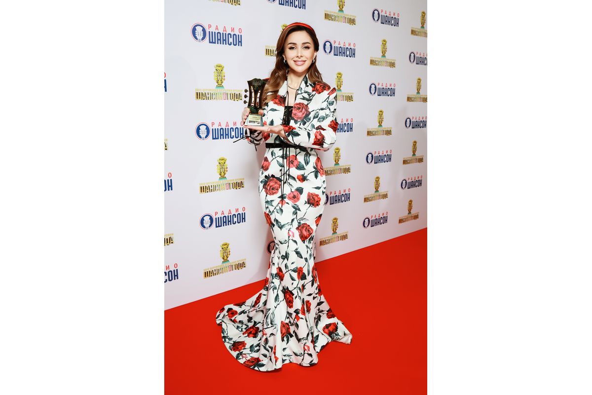 Брендон Стоун получил премию «Шансон Года» за песню «Правда без лица» на стихи Михаила Гуцериева