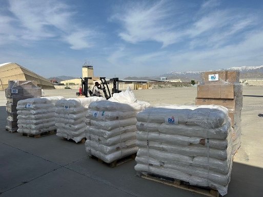 Россия доставила партию гуманитарной помощи в Афганистан