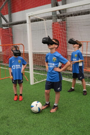 Компания EdgeCenter рассказала детям из ФК «Метеор» о важности киберзащиты с помощью спортивного квеста