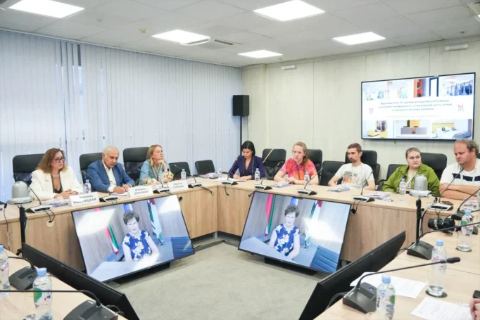 В Москве прошёл круглый стол на тему семейно-ориентированного подхода в лечении детей