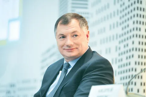 Марат Хуснуллин: Стройка в стране набирает обороты и в объёме строительства, и в росте зарплат