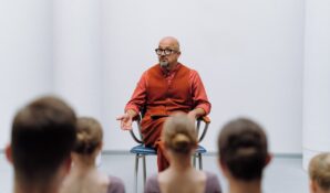 Звёзды «Танцев на ТНТ», «Пищеблока» и другие кумиры в роли преподавателей истории