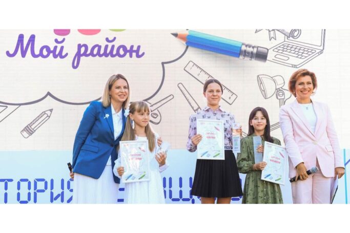 Победителями и призерами детского конкурса «Про мой район» стали 92 москвича