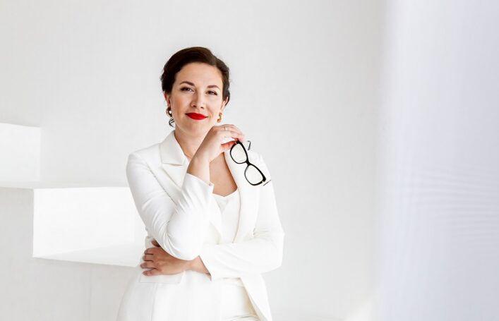 «Приветствие, прощание и пара шуток»: эксперт Оксана Артюхина объяснила, почему корпоративное обучение не работает