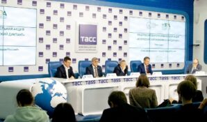 Инициативы ВЭО в повышении экономической грамотности населения поддерживает Фонд Юрия Лужкова