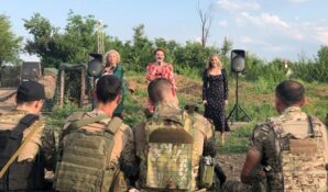 «Сцена на передовой» — вышел фильм о героях культурного фронта в зоне СВО