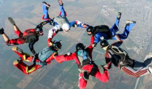 О преимуществах впечатлений в качестве подарка рассказал эксперт Василий Долиденок