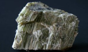 Минерал преткновения: почему боятся асбеста?