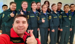 В Тюмени юные горожане познакомились с профессиями пожарного, строителя, предпринимателя и инженера благодаря своим отцам