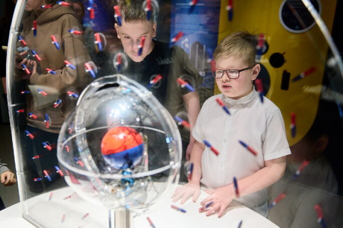 Выше, к звездам: космическая «Елка желаний»