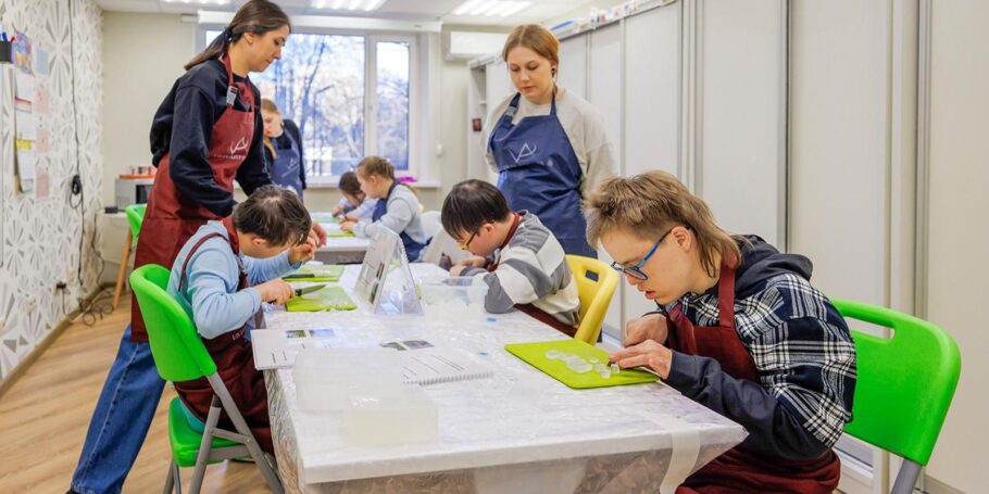 За пять лет столица поддержала грантами более тысячи проектов некоммерческих организаций