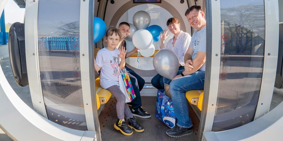 «Воздушный трамвай»: миллионный пассажир прокатился по канатной дороге на ВДНХ