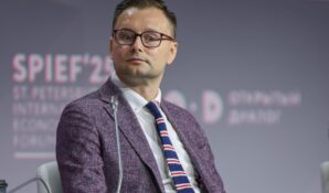 Эдуард Михалас на ПМЭФ-2025: глобальный демографический кризис открывает новые возможности