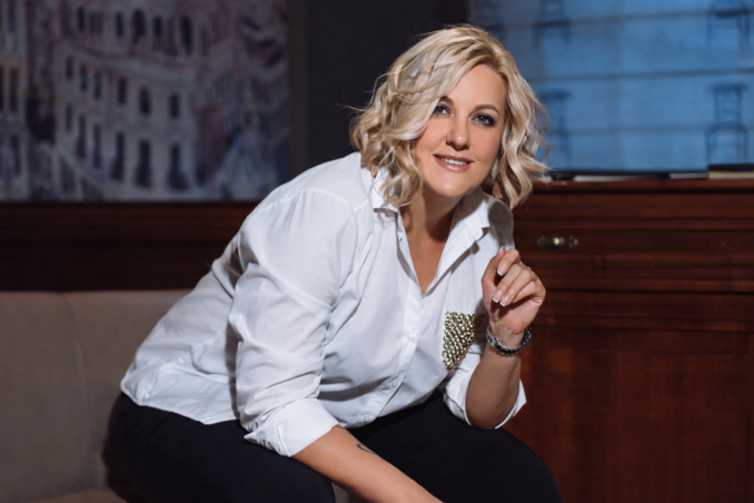 Лена Кекшина