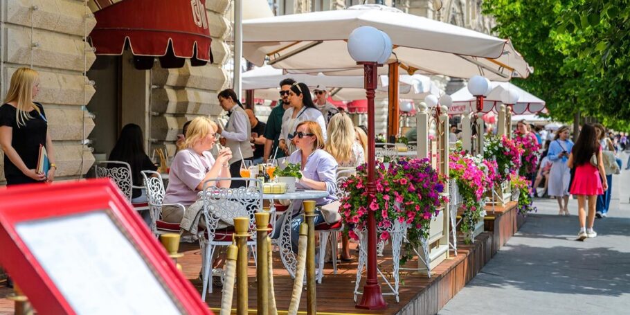 В столице начался сезон летних веранд кафе и ресторанов